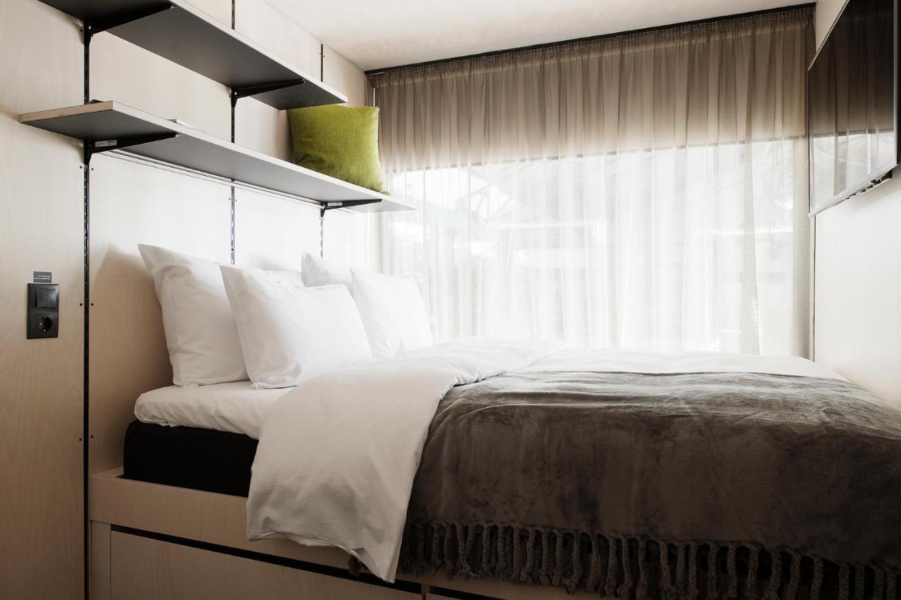 Hektor Container Hotel Таллин Экстерьер фото